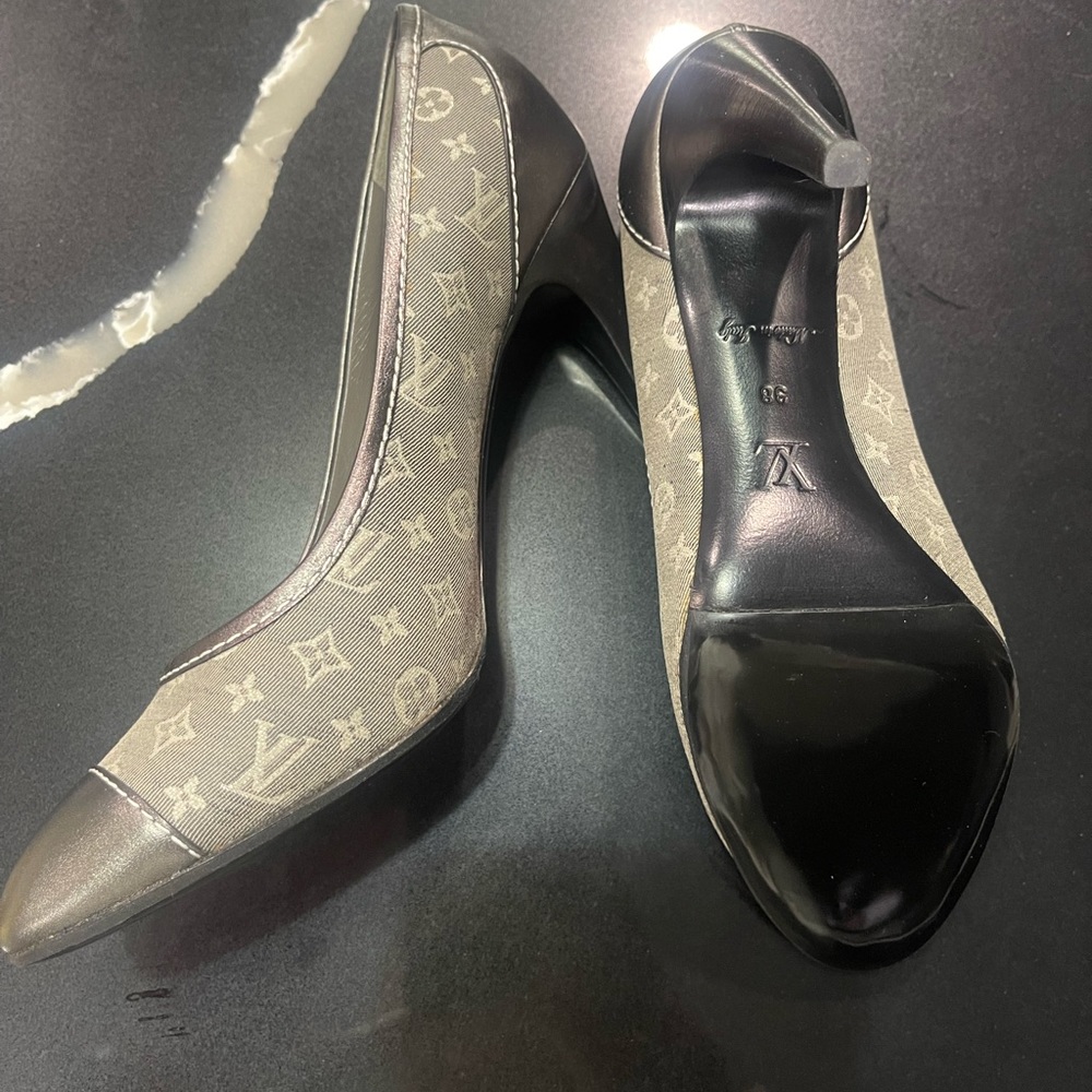 Louis Vuitton’s Canvas Pumps
